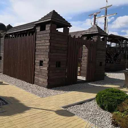 Hotel Ubytovanie U Pirata Tomcany
